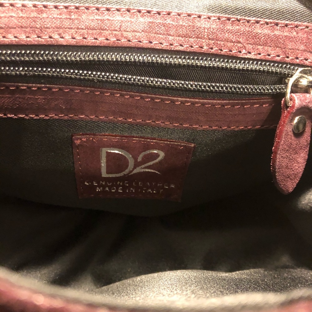 D2 leather crossbody purse - Picture 2 of 4